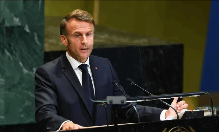 Franca njeh zyrtarisht shtetin palestinez