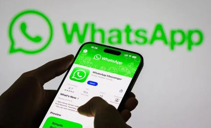 Fund lajmeve të rreme? WhatsApp provon inteligjencën artificiale për kontroll