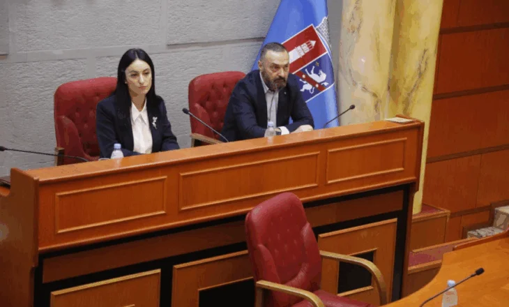 Gati shkarkimi, kryetarja e Këshillit: Veliaj transformoi Tiranën, por duhet…