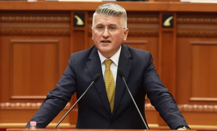 Gjekmarkaj ironi me Xhafajn: Kryetar që kontrollon kryetarin! Po i ikni të vërtetës duke krijuar realitet fals