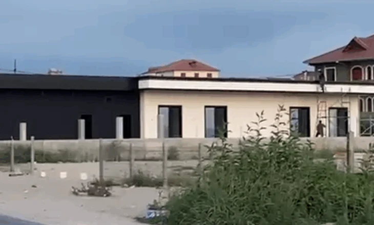 Gjendet një granatë e pashpërthyer në tarracën e një shtëpie funerali në Fushë Krujë