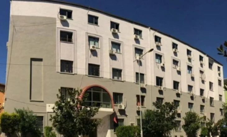 Gjykata e Durrësit “e bën pushim”/ Shtyhen 55 seancat e parashikuara për sot, zbulohet shkaku