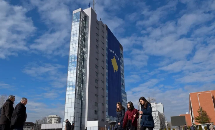 Gratë jashtë tregut të punës, miliarda euro humbje për Kosovën