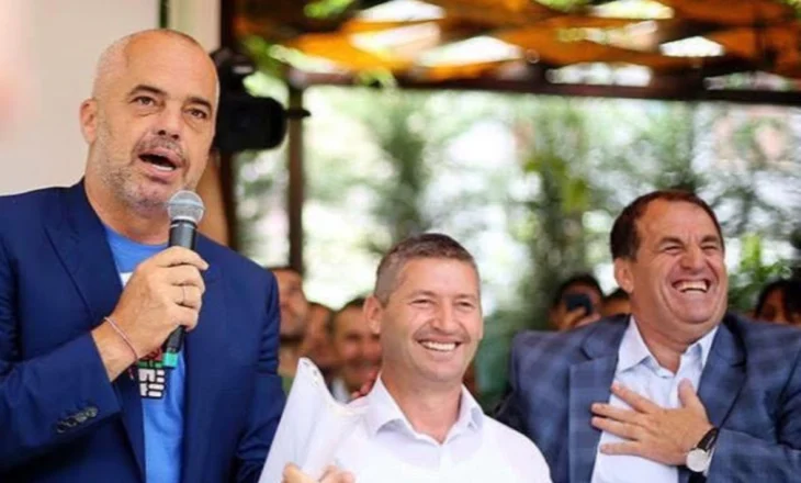 Grushte për pronën në “Fresk”, shpallet në kërkim djali i Saimir Allushit drejtuesi i njësisë 12 Tiranë
