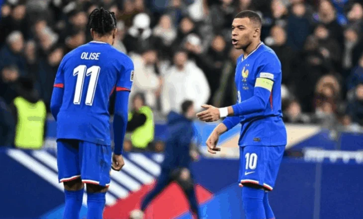 “Hadje te Real Madrid”! Mbappe mundohet të bind yllin e Bayern Munchen, ia thotë gjatë ndeshjeve të Francës