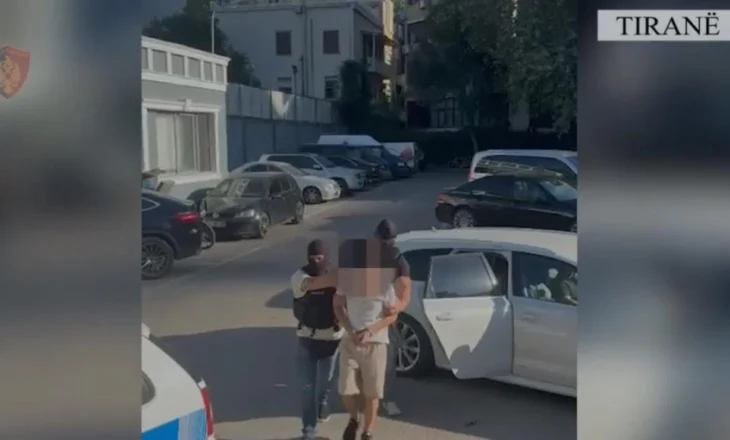 Hapi facebook me foton e saj dhe e kanoste për t’i dhënë para, arrestohet 25 vjeçari