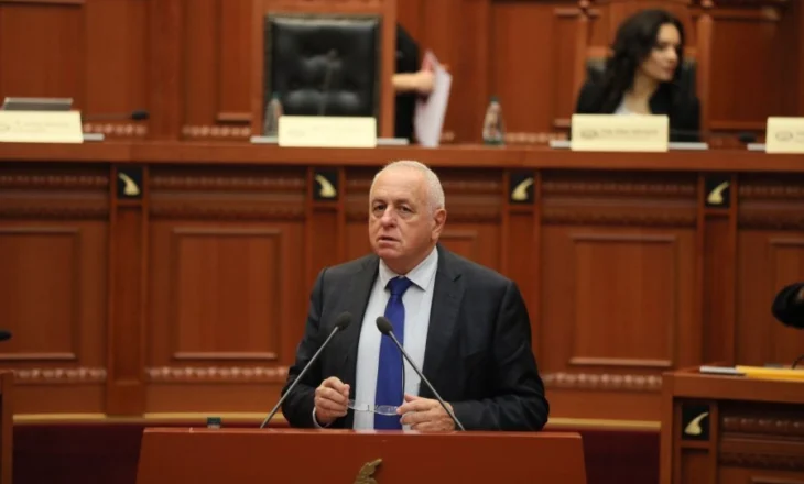 ‘Heshtja shtetërore po vret pacientët’, Shehu denoncon: Mjekët realizojnë transplantin e parë të palcës, qeveria zero kontribut