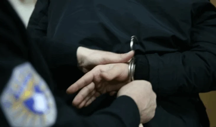 I arrestuari për krime lufte në Kosovë dyshohet se ka marrë pjesë në vrasjen e 71 shqiptarëve