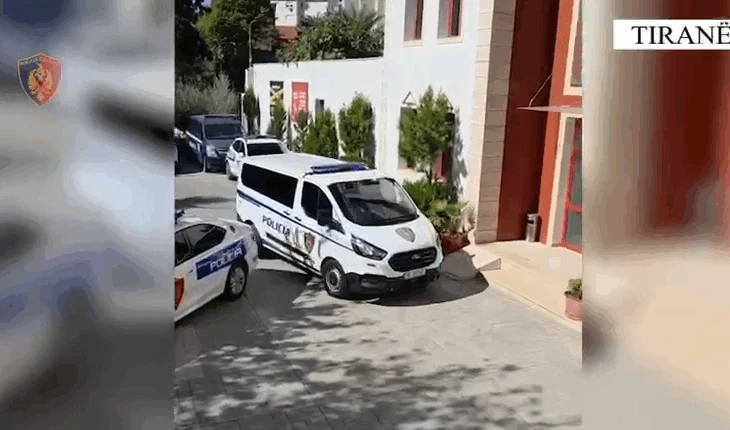 I shpallur në kërkim për dy vepra penale, kapet 39 vjeçari në Tiranë