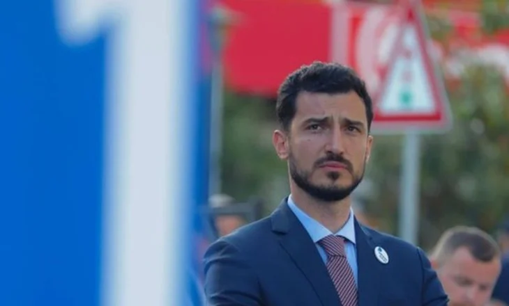 Iku dhe 1-shi…Andi Mustafaj largohet nga drejtimi i ‘Brain Gain’ në PD: Në nëntor do të zgjidhet drejtuesi i ri