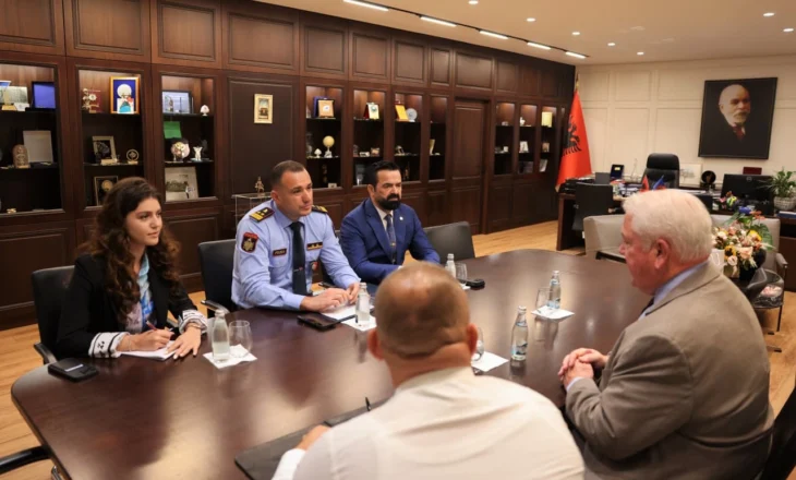 Ilir Proda takim me Harry H. Hardman: Partneritet mes Policisë së Shtetit dhe Shkollës “Bush”