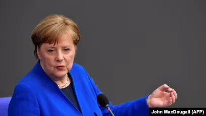 Ish-kancelarja gjermane Angela Merkel thirrje për unitet dhe reformim të BE-së: Dëgjojeni Trumpin