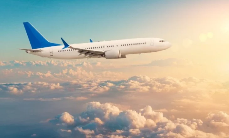Itinerari të ri ndërkontinental/ Fluturimi më i gjatë në botë, 29 orë në ajër