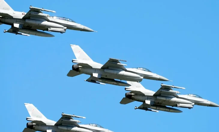 “Ju jeni paralajmëruar”, Polonia mesazh Rusisë: Mos u “ankoni” nëse avionët tuaj rrëzohen në hapësirën ajrore të NATO-s