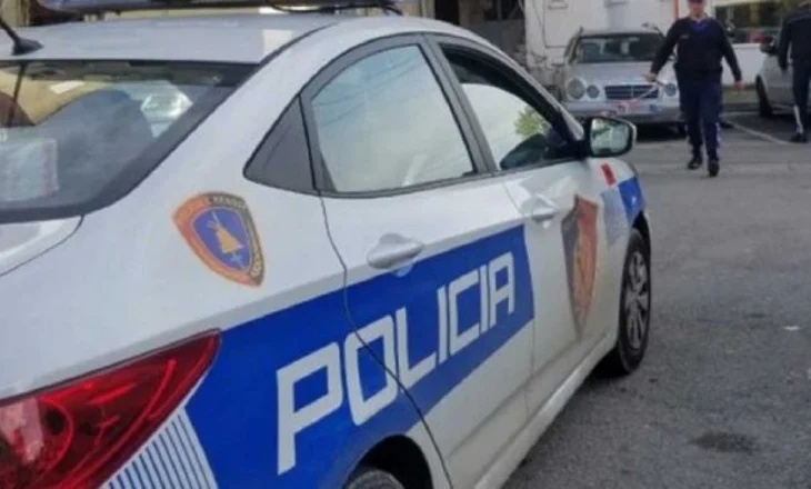 Kapet 20-vjeçari i shpallur në kërkim, tentoi të trafikonte armë duke e fshehur brenda televizorit