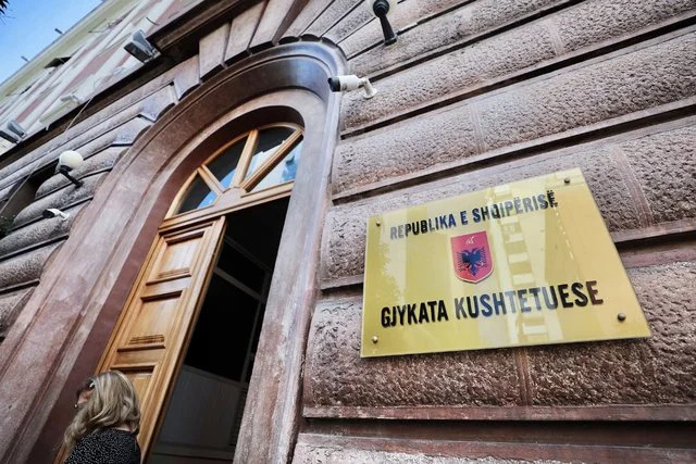 KED miraton listën përfundimtare të kandidatëve për vendin vakant në Gjykatën Kushtetuese
