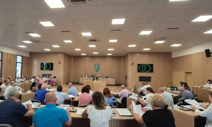 Këshilli Bashkiak miraton krijimin e Akademisë së Pushtetit Vendor