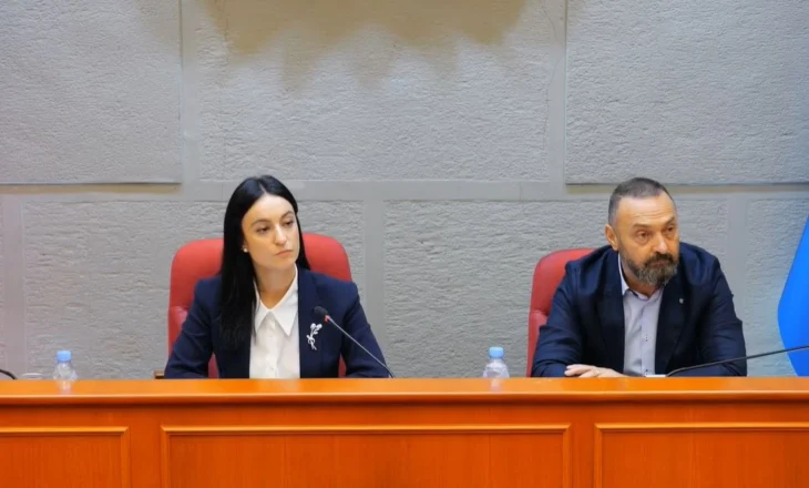 Këshilli Bashkiak miraton me shumicë votash propozimin për shkarkimin e Erion Veliaj