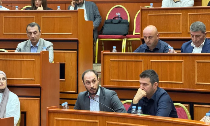 Këshilltari i PS: Me këtë vendim po tjetërsojmë padrejtësisht vullnetin e qytetarëve, në shkelje të autonomisë vendore