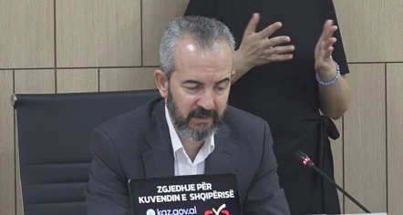 “Kolegji Zgjedhor nuk duhet të shqyrtojë ankimimet zgjedhore”/ Celibashi: Politika të vendosë shpejt për zgjerimin e votimit elektronik!