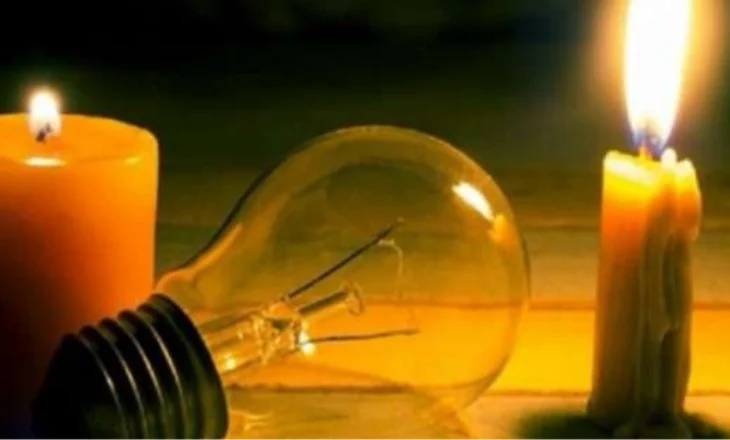 Kompania private dëmton kabllin, disa lagje të Shkodrës pa energji elektrike…