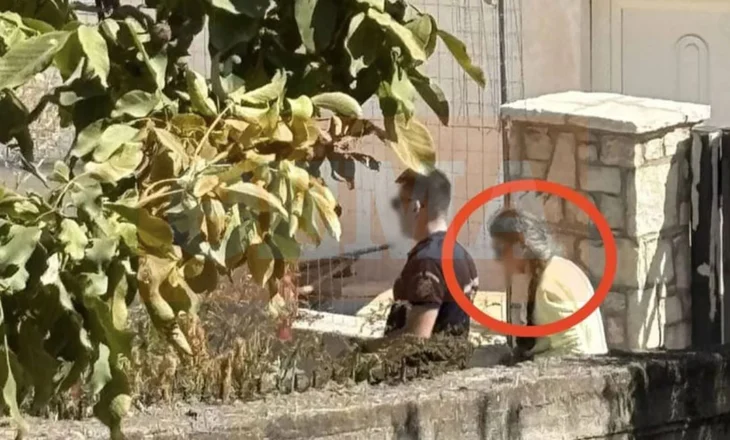 Krimi makabër/ Drejtoresha varros nënën në stallë, dëshmia tronditëse:  E bëra sepse…