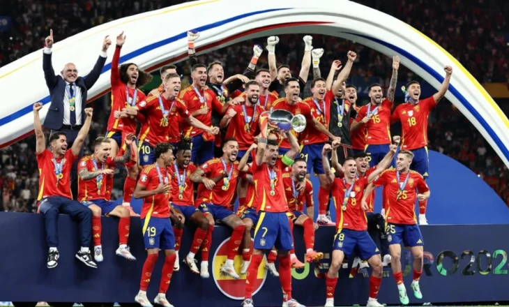 Krizë historike në futboll/ Spanja mund të bojkotojë Botërorin, kampionët e Europës refuzojnë të marrin pjesë nëse…