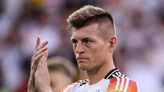 Kroos “fundos” Gjermaninë aktuale: E shoh shumë larg fitimit të Botërorit