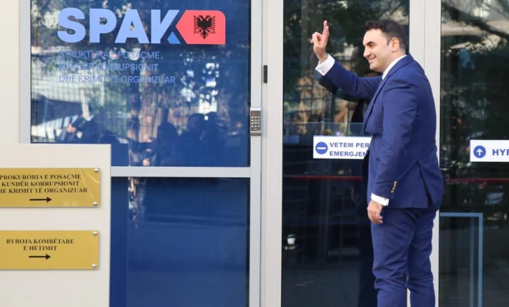 “Kujt i hyn në xhep kallëzimi yt?”, debat mes Këlliçit dhe avokatit të Redi Mollës, gjyqtarja e gjobit me 20 mijë lekë