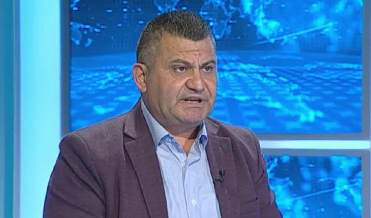 ”Kushtetuesja “ngrin” Tiranën”, Mentor Kikia tregon kur do të kemi zgjedhje