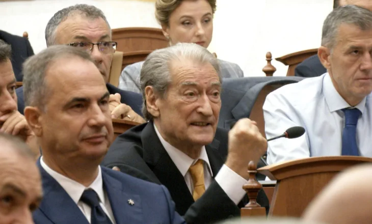 Kuvendi miraton mes tensioneve përbërjen e komisioneve të përhershme parlamentare, Berisha apel për protesta