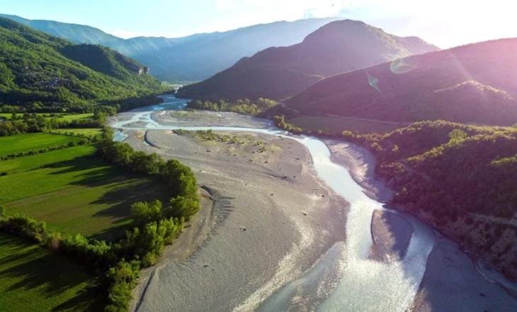 Lumi Vjosa zyrtarisht pjesë e UNESCO, përfshihet në programin “Njeriu dhe Biosfera”