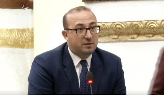 “Mazhoranca s’ngopet kurrë”, Korreshi thirrje opozitës: Merrni pjesë në çdo reformë,  s’duhet të rrijë spektatore