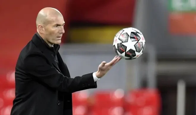 Mban shënime çdo ditë, di gjithçka mbi lojtarët…; ja si po përgatitet Zidane për Francën