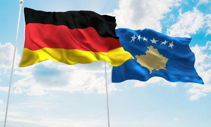 Mbyllja e institucioneve shëndetësore serbe në veri të Kosovës, zyrtari gjerman: Përmbahuni! Bien ndesh me..