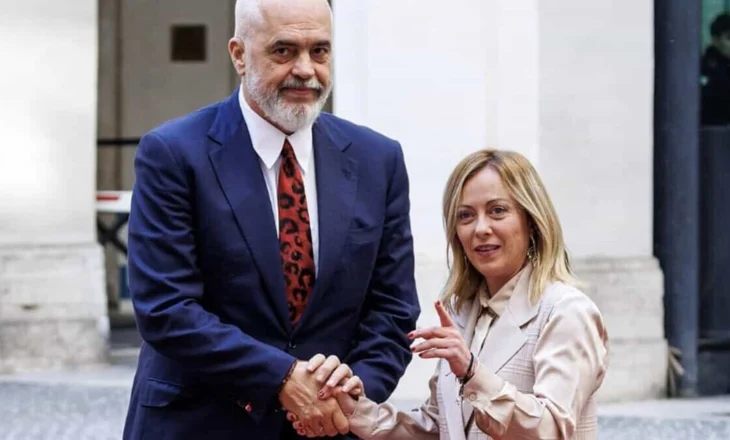 Meloni në telashe për emigrantët: Gjyqtarët miratojnë masa të rrepta ndaj CPR-ve në Shqipëri