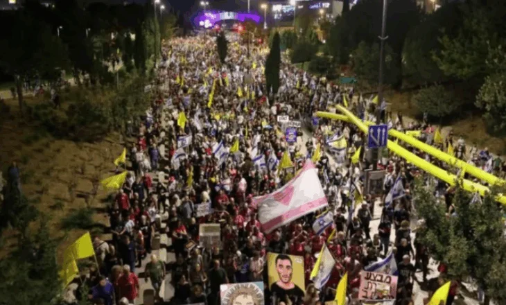 Mijëra persona protestë në Jerusalem, presion Netanyahut: Marrëveshje për lirimin e pengjeve në Gaza