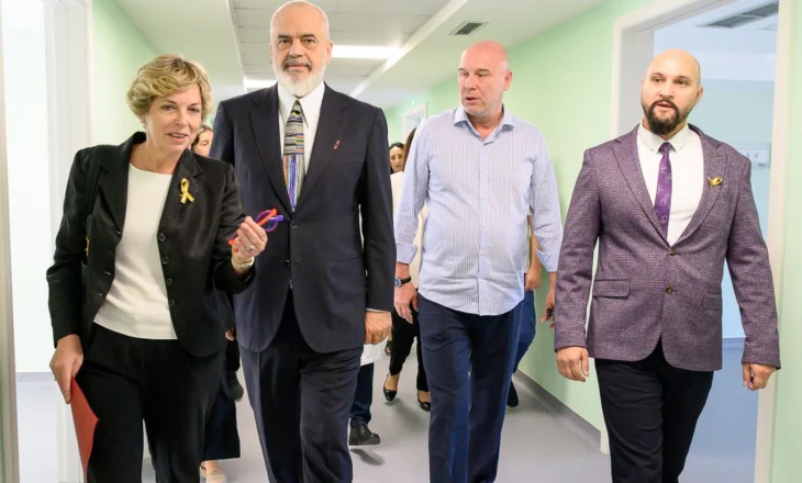 Ministrja e re e Shëndetsisë, Prof. Dr. Evis Sala te QSUT