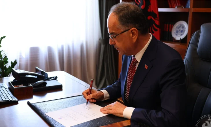 MINUTA E FUNDIT – Presidenti i Republikës Bajram Begaj, dekreton mbledhjen e Kuvendit të ri…