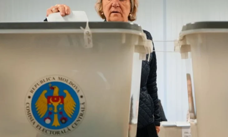 Moldavët zgjedhin Parlamentin, qytetarët vendosin mes integrimit në BE dhe lidhjeve me Rusinë