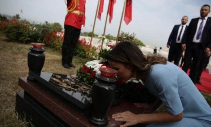 “More me vete edhe fëmijërinë time” / Rudina Hajdari kujton të atin në 27-vjetorin e vdekjes: Më ka përndjekur dyshimi, kush kishte dorë në vrasjen tënde