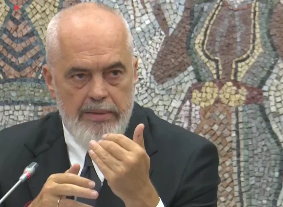 Ndërtimet pa leje, Rama: Aksioni mund të zgjasë gjithë mandatin