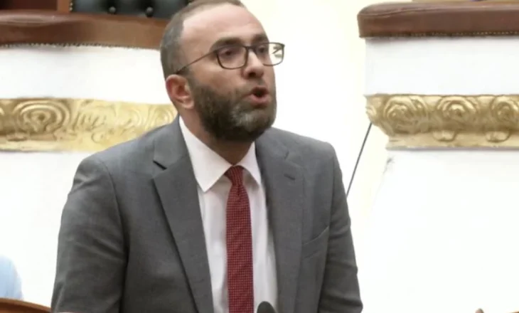 Ndryshimet në rregulloren e Kuvendit/ Bardhi: S’kemi ku ta çojmë Xhafën edhe hajde të miratojmë një Komision të Posaçëm
