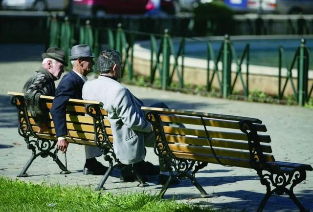 Në 2030, rritje rekord për pensionet, ja çfarë i pret qytetarët shqiptarë