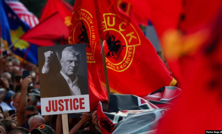 Në Hagë, protestuesit kërkojnë drejtësi për ish-krerët e Ushtrisë Çlirimtare të Kosovës