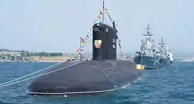 Nëndetësja bërthamore ruse në rrezik shpërthimi në ujërat e detit Mesdheu