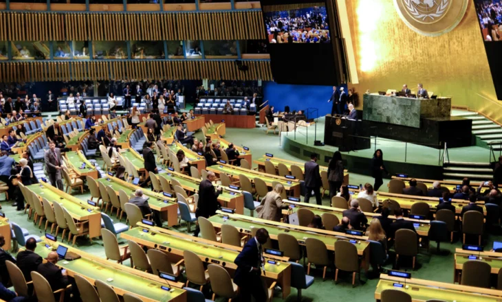 Netanyahu flet në OKB, mesazh të prerë Hamasit: Dorëzohuni dhe lufta mbaron