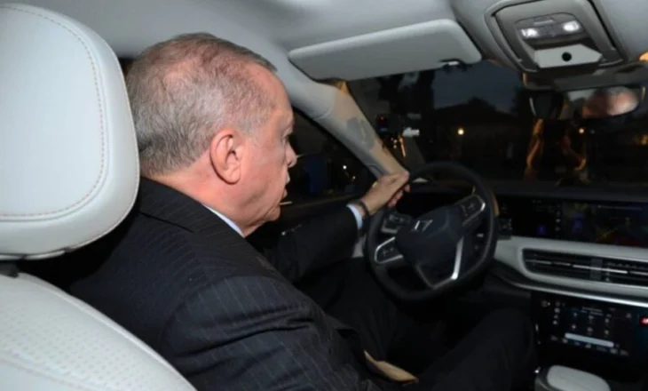 “Nga 0 në 100 km/h për vetëm 4,1 sekonda!” Erdogan merr i pari makinën e re elektrike turke