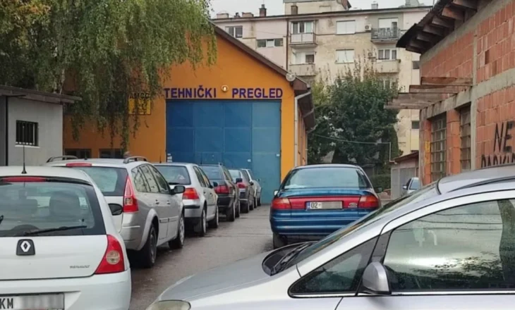 Nga 1 Nëntori, Kosova ndalon qarkullimin mbi 3 muaj të automjeteve me targa të huaja, masa prek serbët në veri