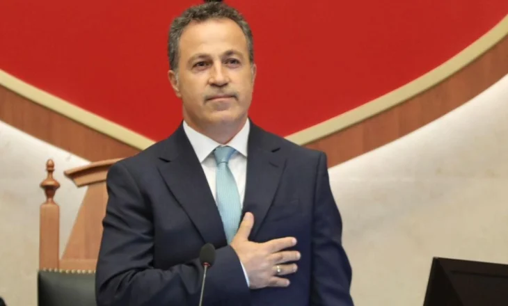 Niko Peleshi, kreu i ri i Kuvendit të Shqipërisë, merr 84 vota pro! Mazhoranca duartroket, opozita proteston